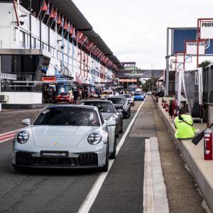 27 AUGUSTUS PETROLHEAD AFTERWORK